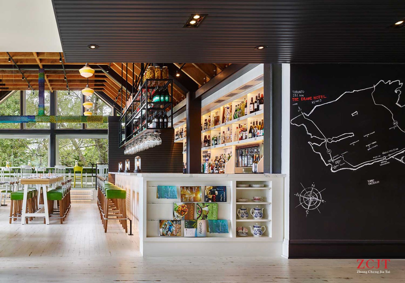 酒店酒吧臺(tái)裝修