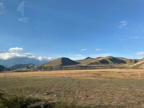 色達(dá)主題酒店裝修前期勘測(cè)